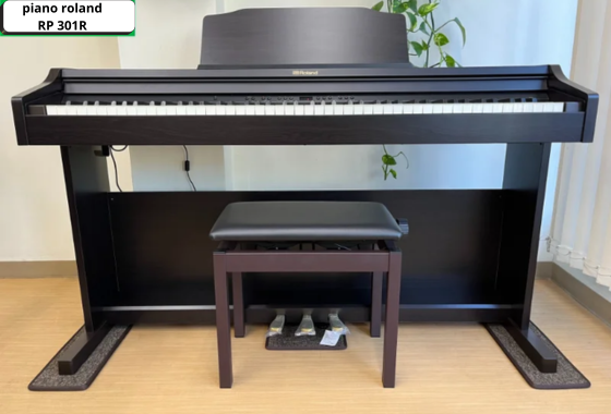 piano Roland RP 301r