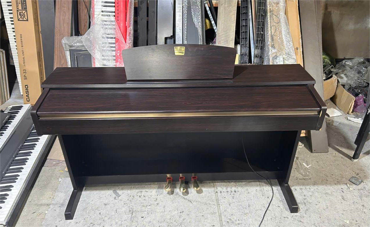 Piano Yamaha CLP-320R