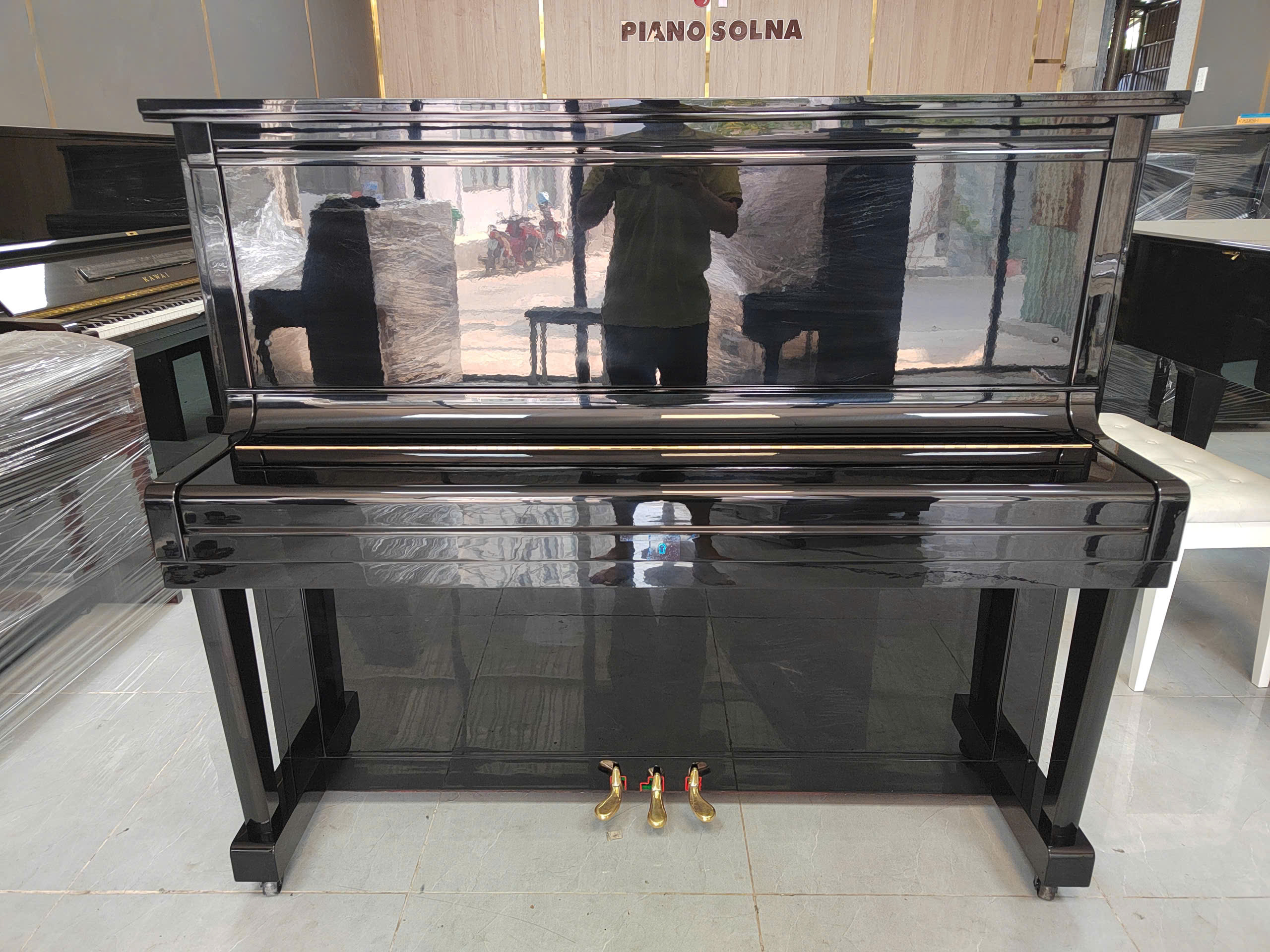 Piano Harmony 130H