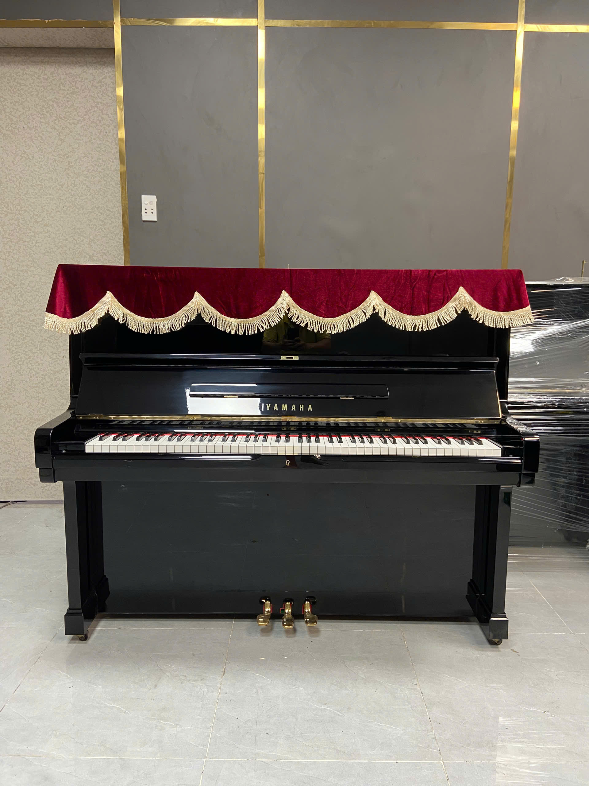 Piano Yamaha U2H