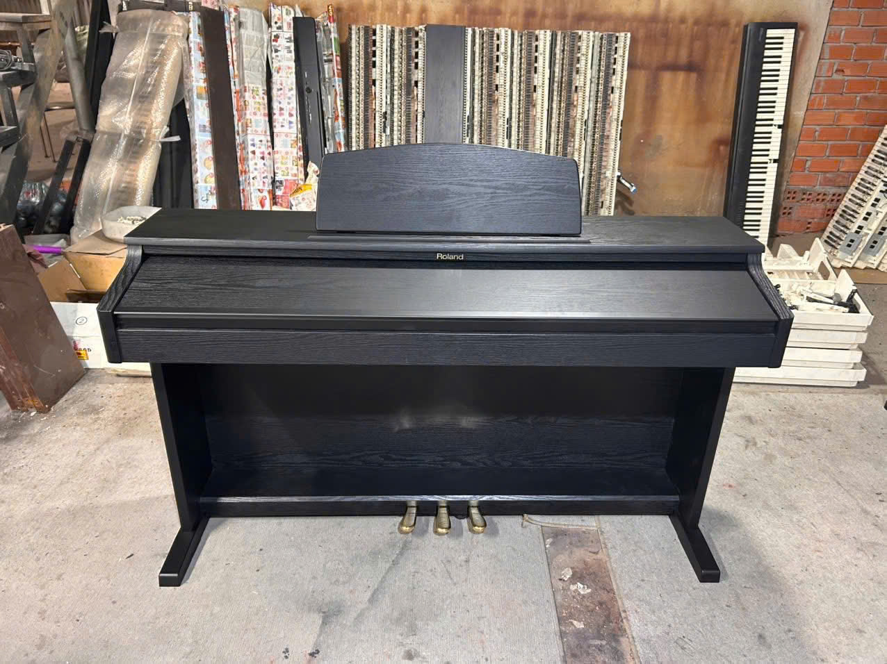 Piano Roland MP90