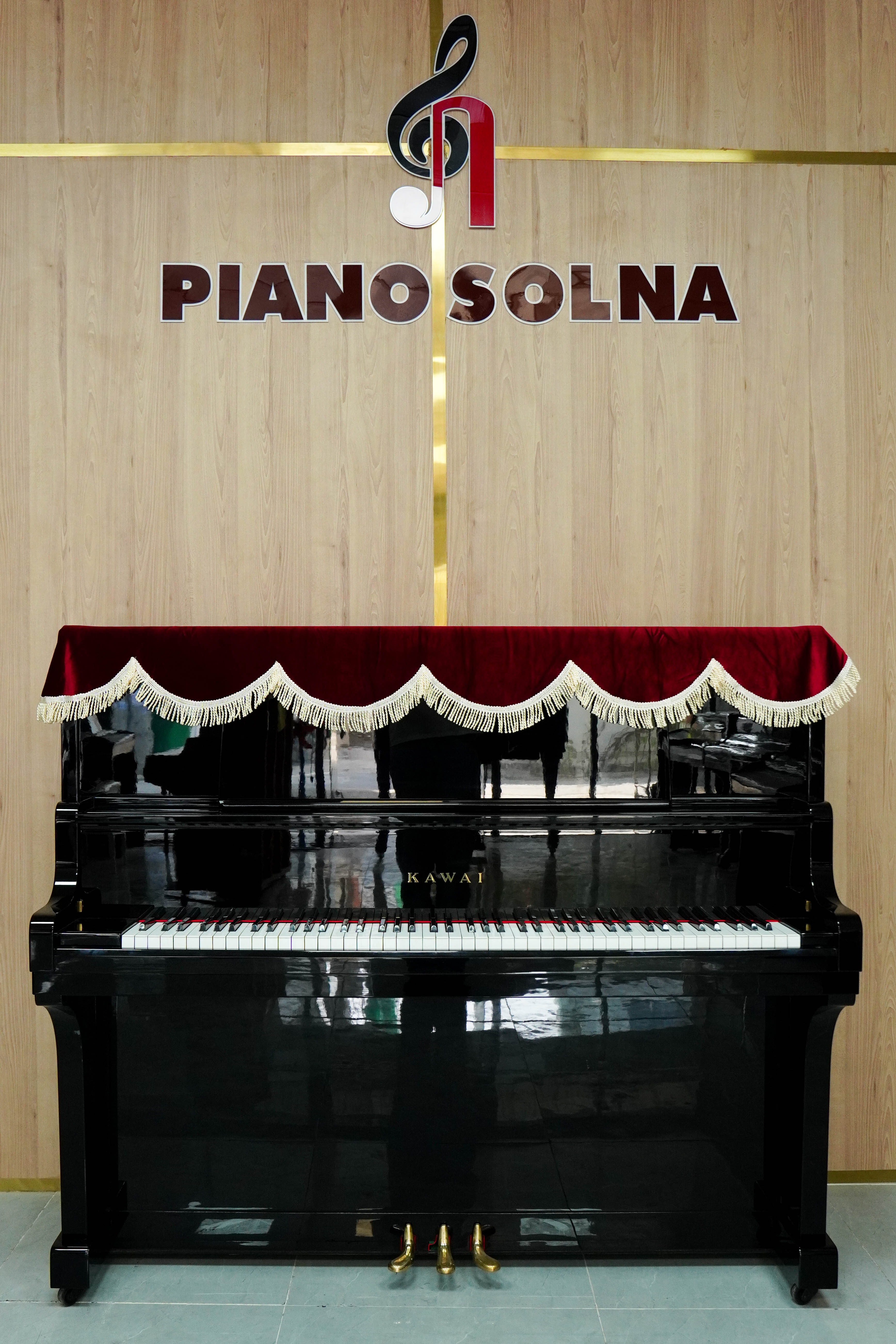 Piano Kawai KU5D
