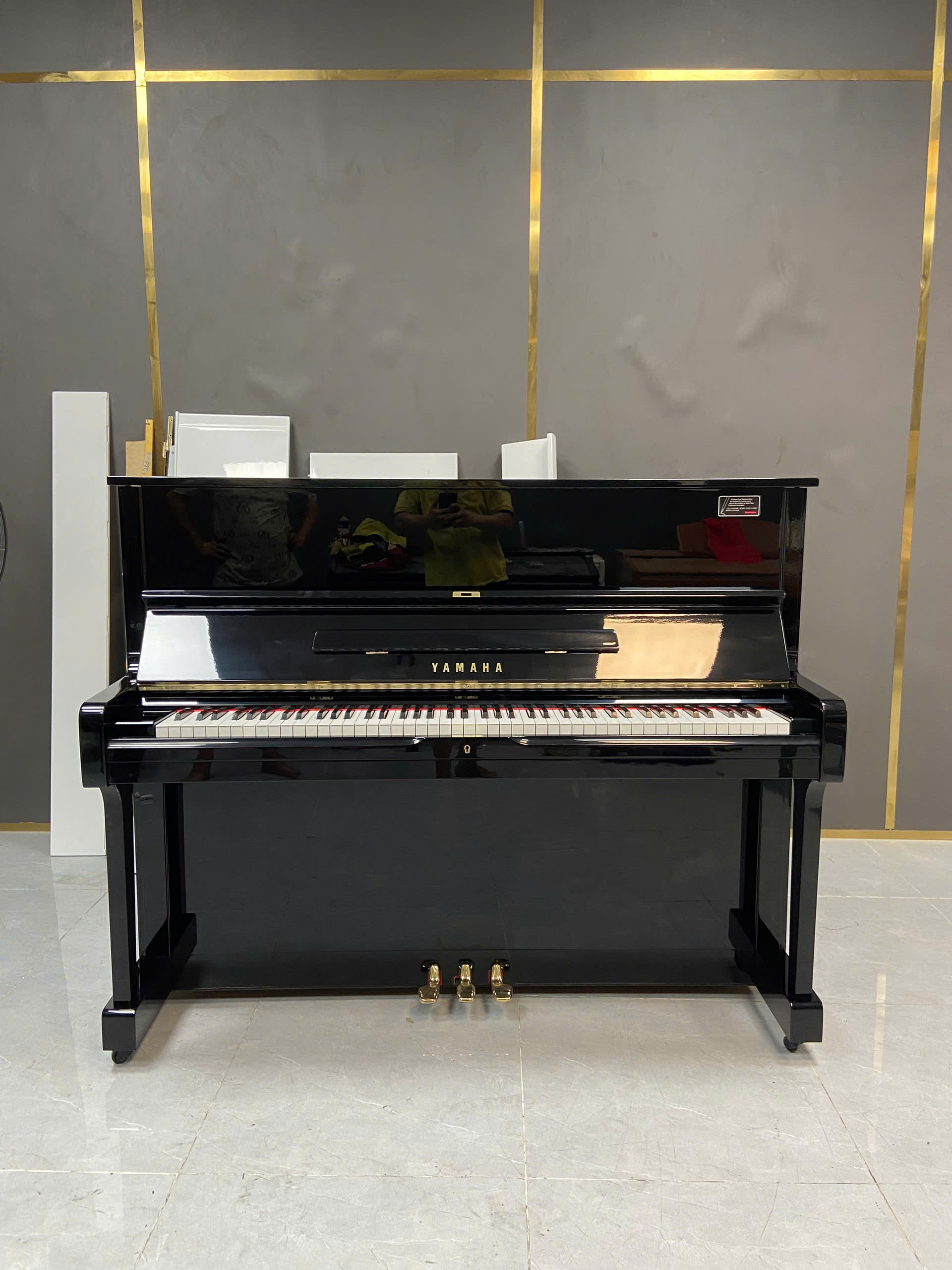 Piano Yamaha U1G