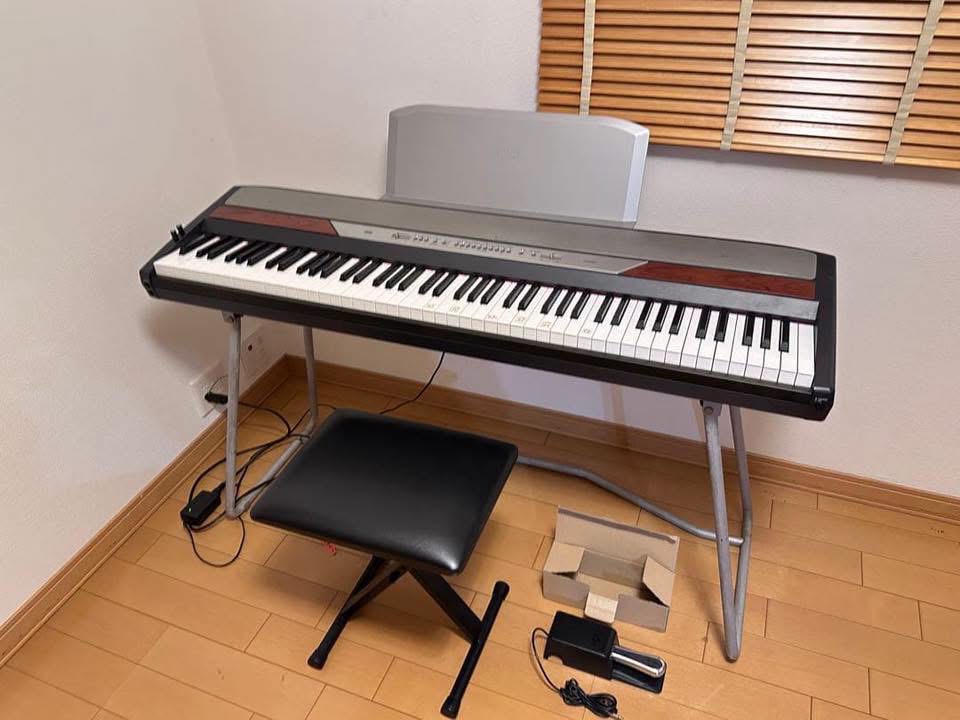 Piano Korg SP-250