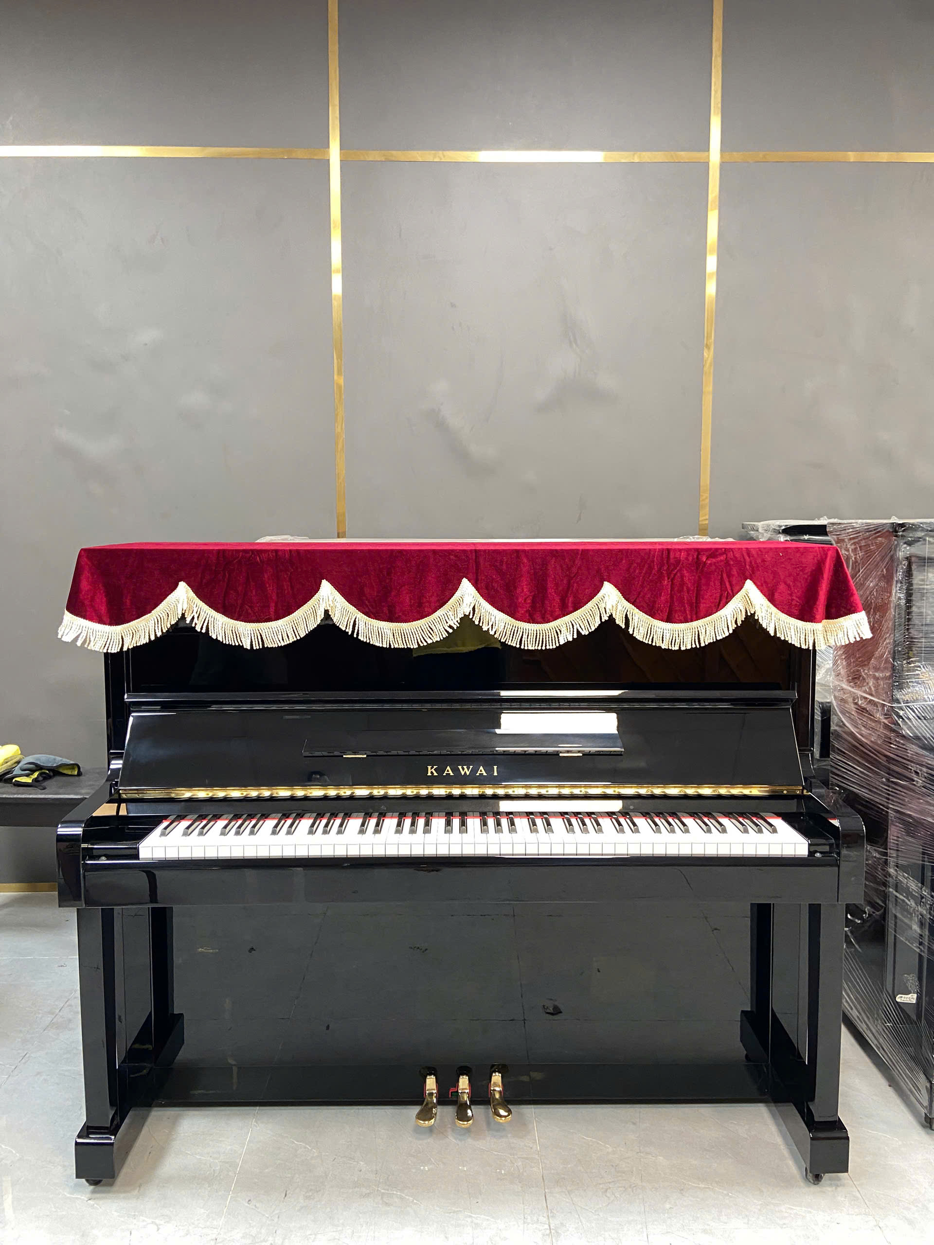 Piano Kawai KS-1F