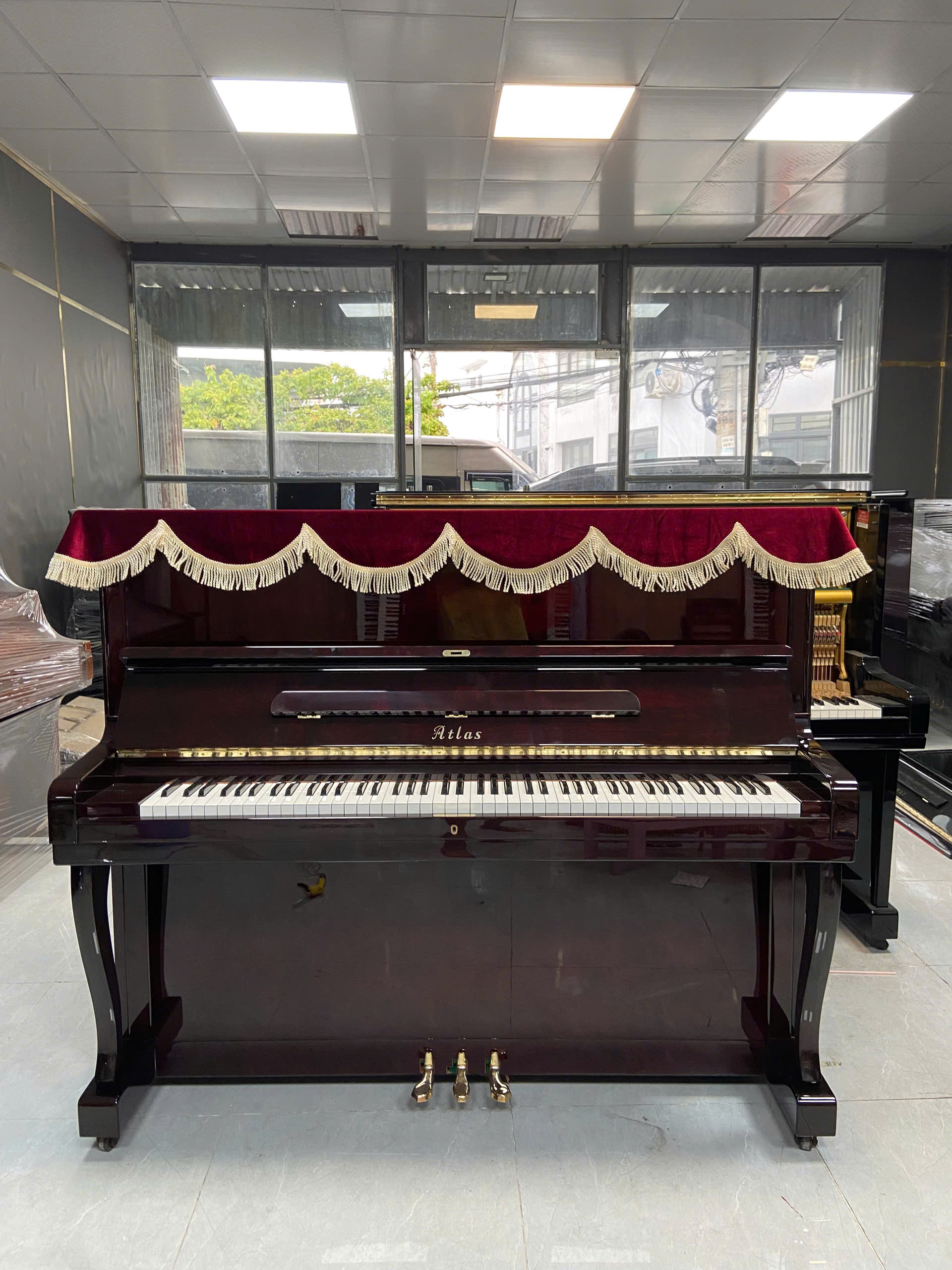 PIANO ATLAS A22H