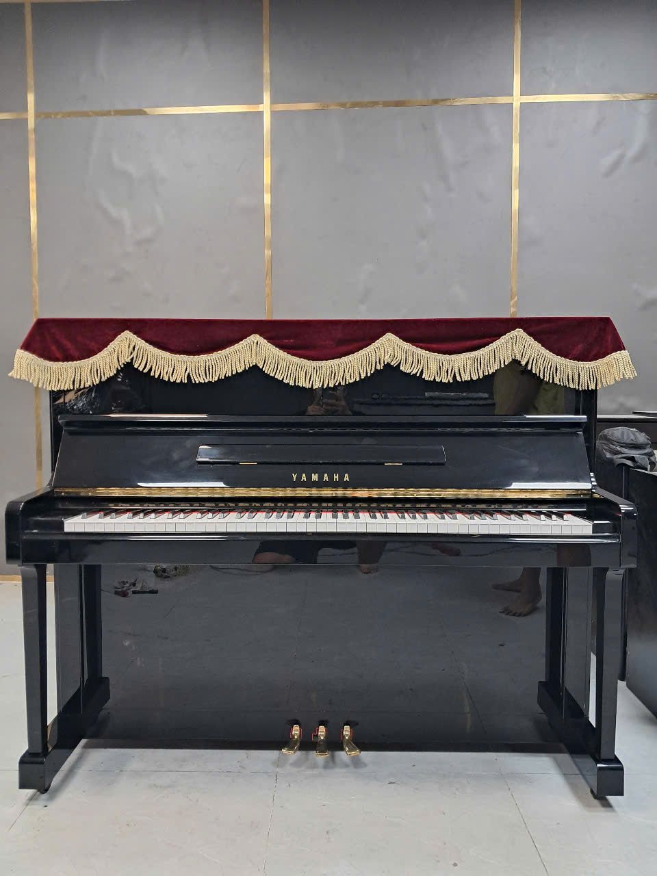 PIANO YAMAHA U10BL