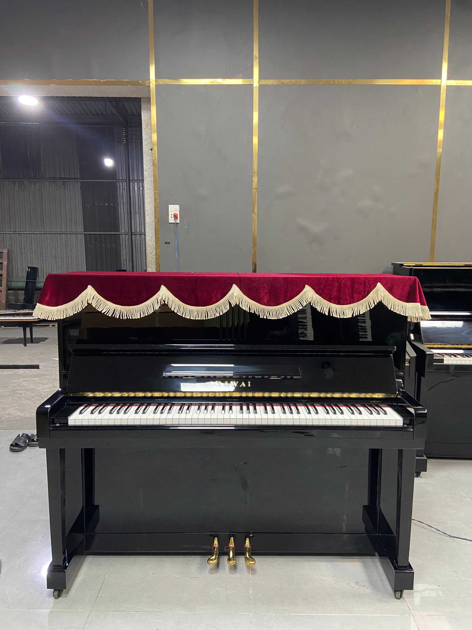 Piano Kawai KS1